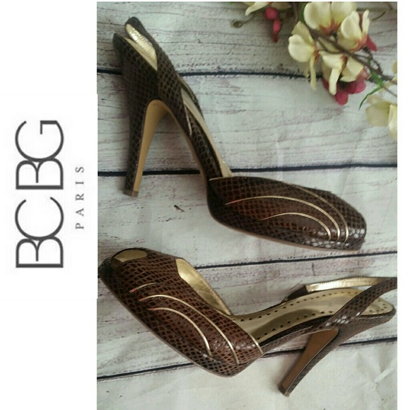 BCBG Paris Shoes - 💛BCBG🗼PARIS  SLINGBACK HEELS SNAKE🐍SKIN PATTERN